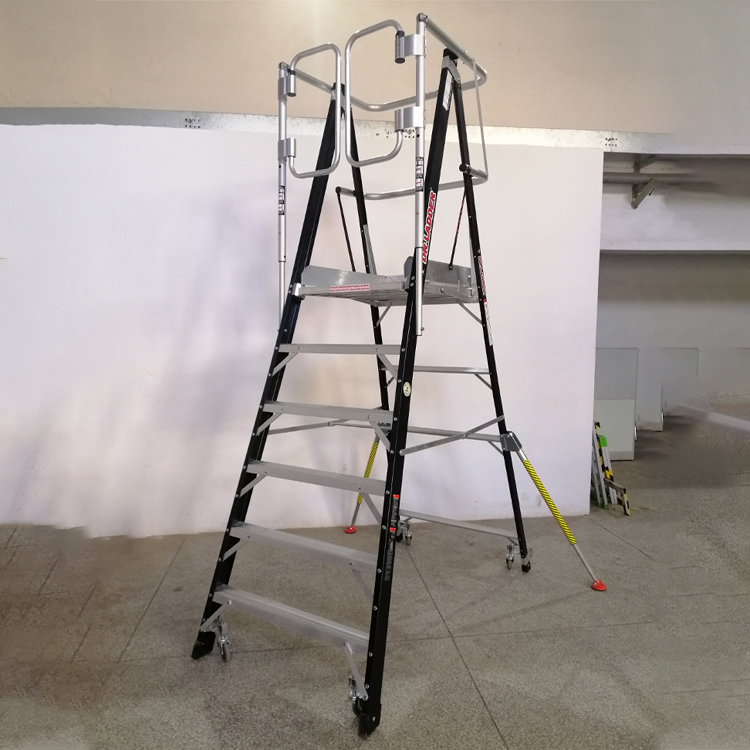 大平臺玻璃纖維圍欄梯